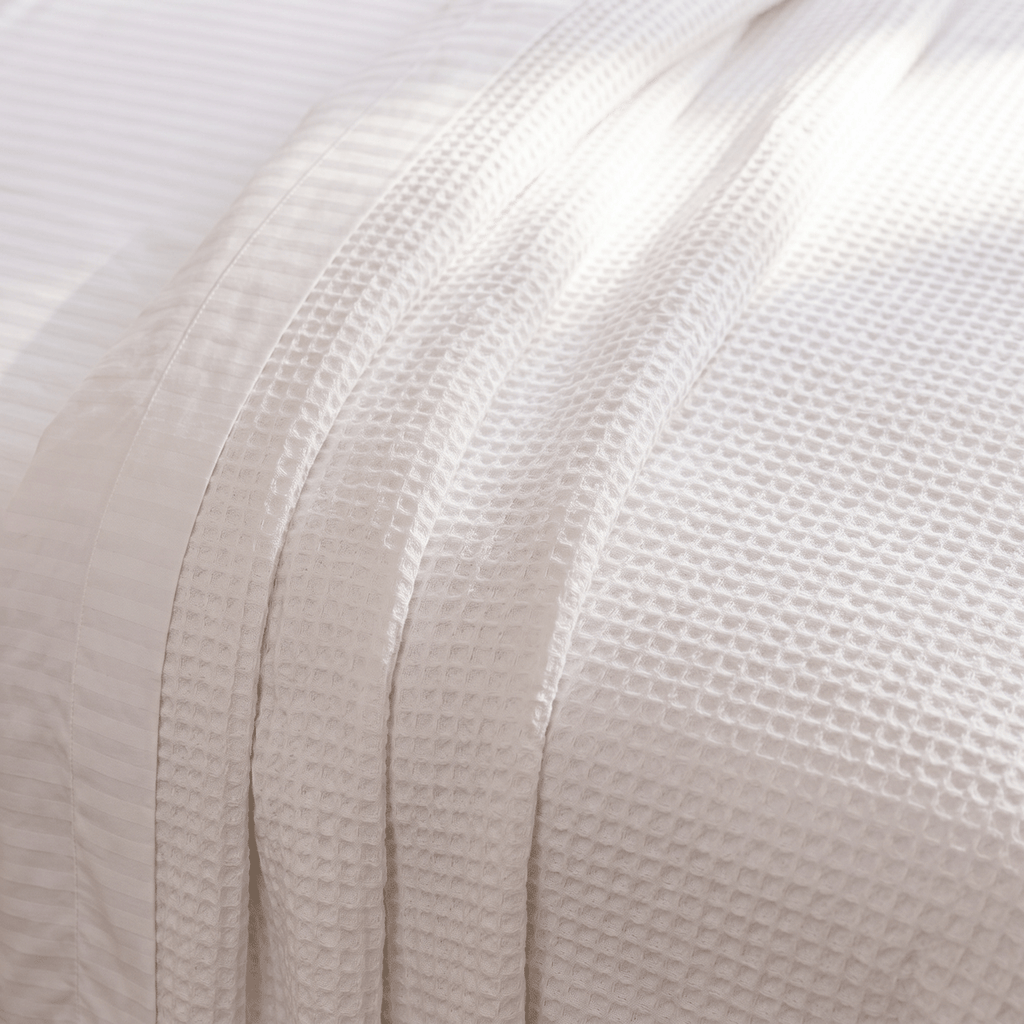 100% Cotton Waffle Weave Coverlet Honeycomb Texture - Year-Round Essential